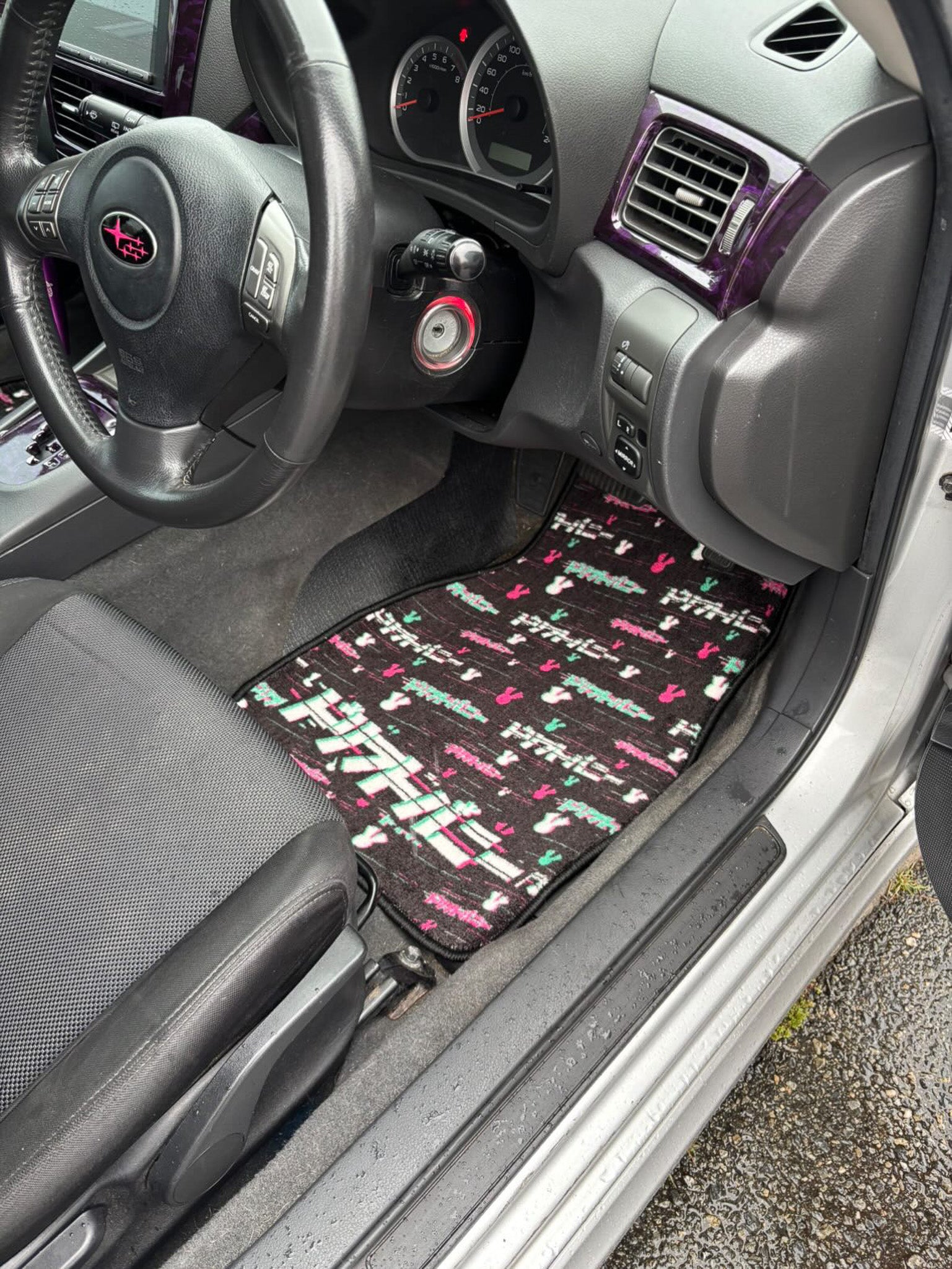 Glitch Floor Mats Universal