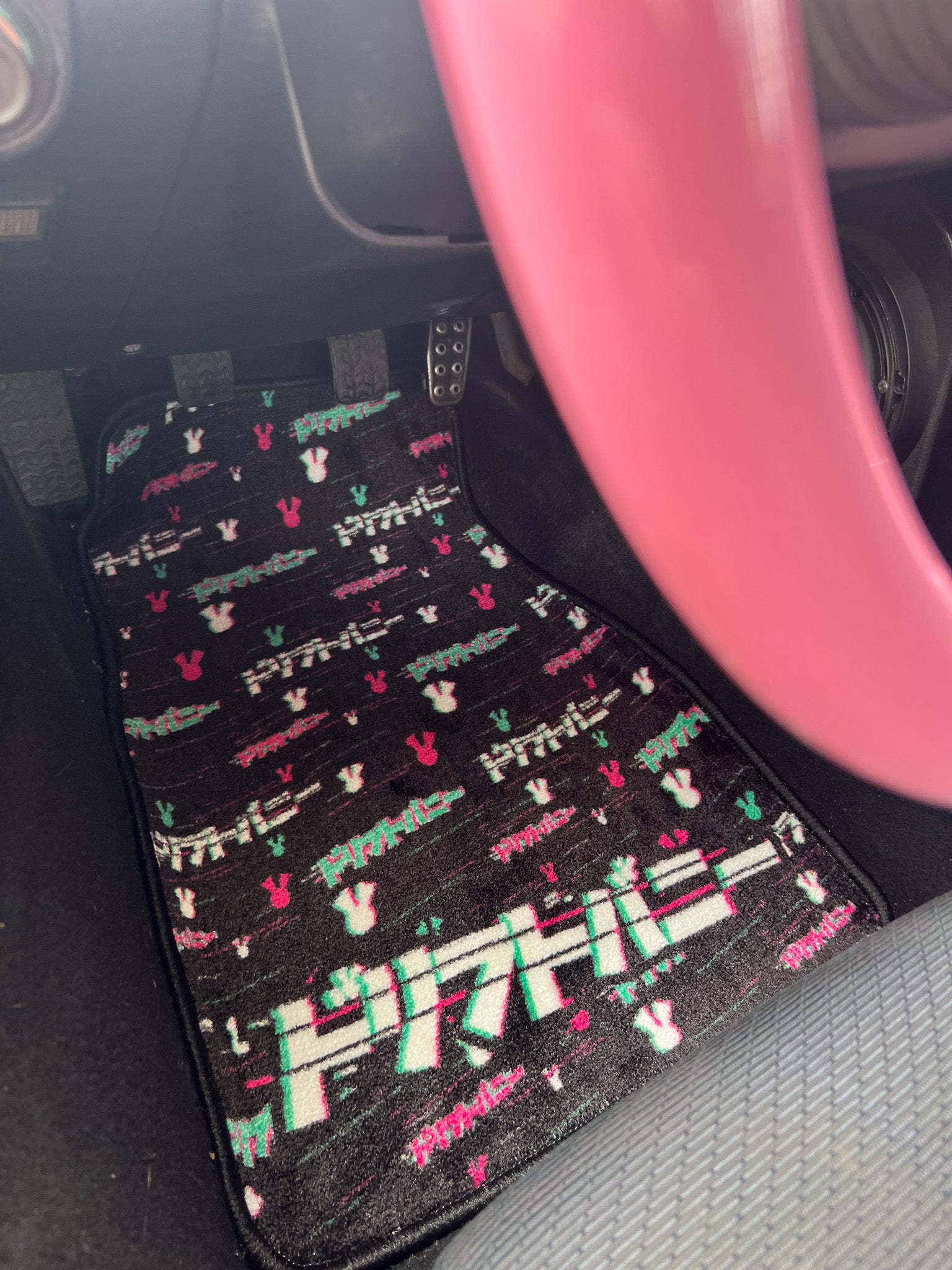 Glitch Floor Mats Universal